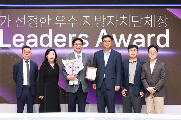 헬로리더스 어워드 '지속성장리더' 도성훈 인천시교육감