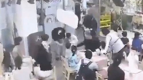 위급한 순간 아이를 구해낸 '우리동네 히어로'