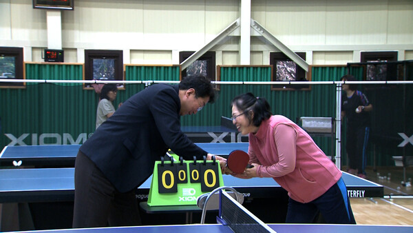 서곡리 체육관을 찾은 원강수 시장 모습. 